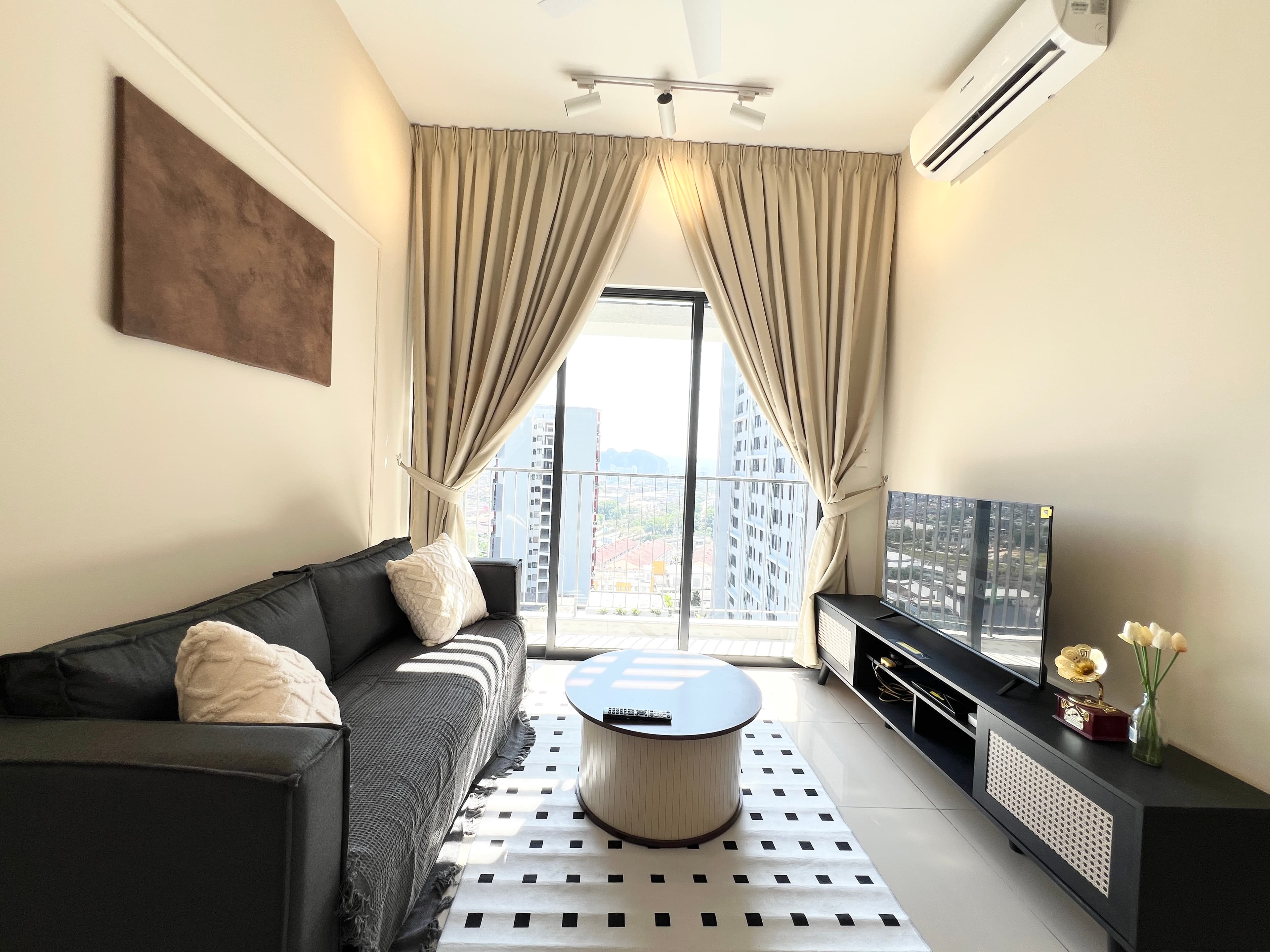 168 Park Selayang — Black Creamy — photo 1