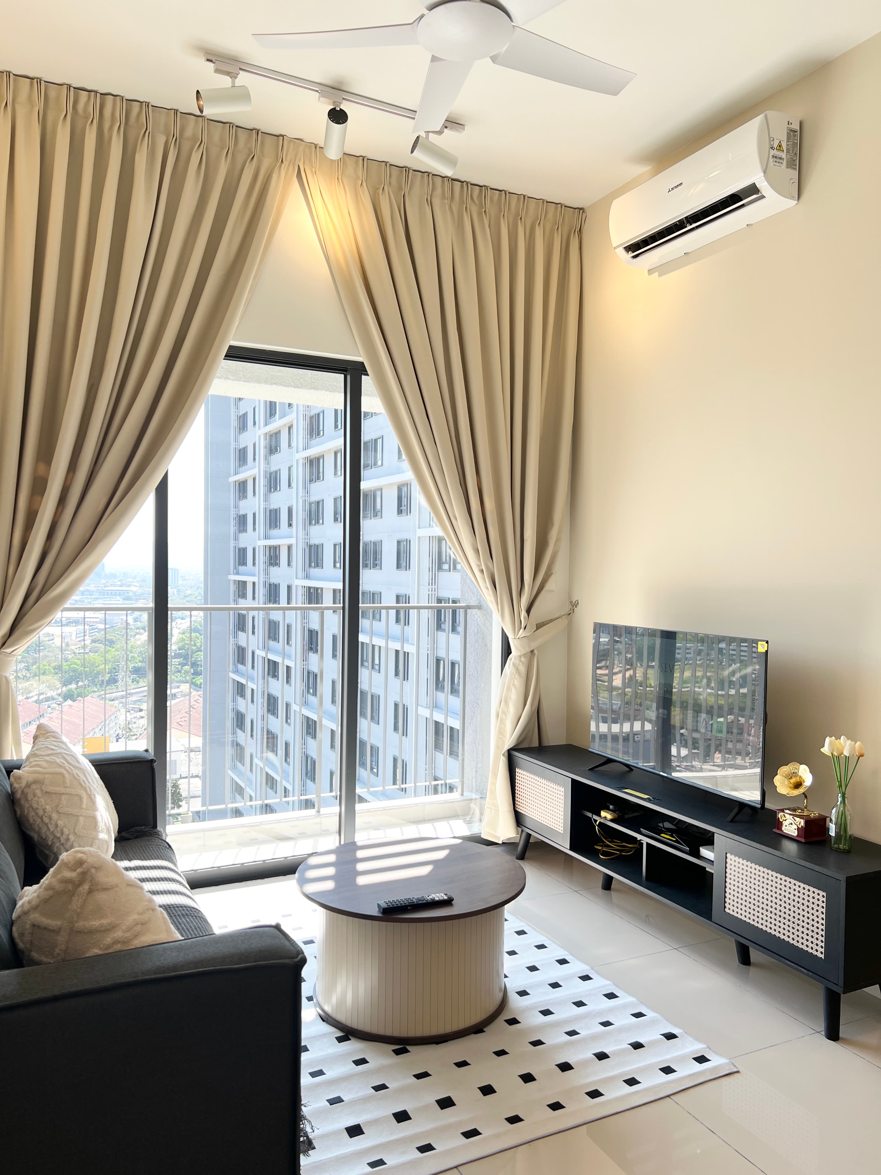 168 Park Selayang — Black Creamy — photo 2