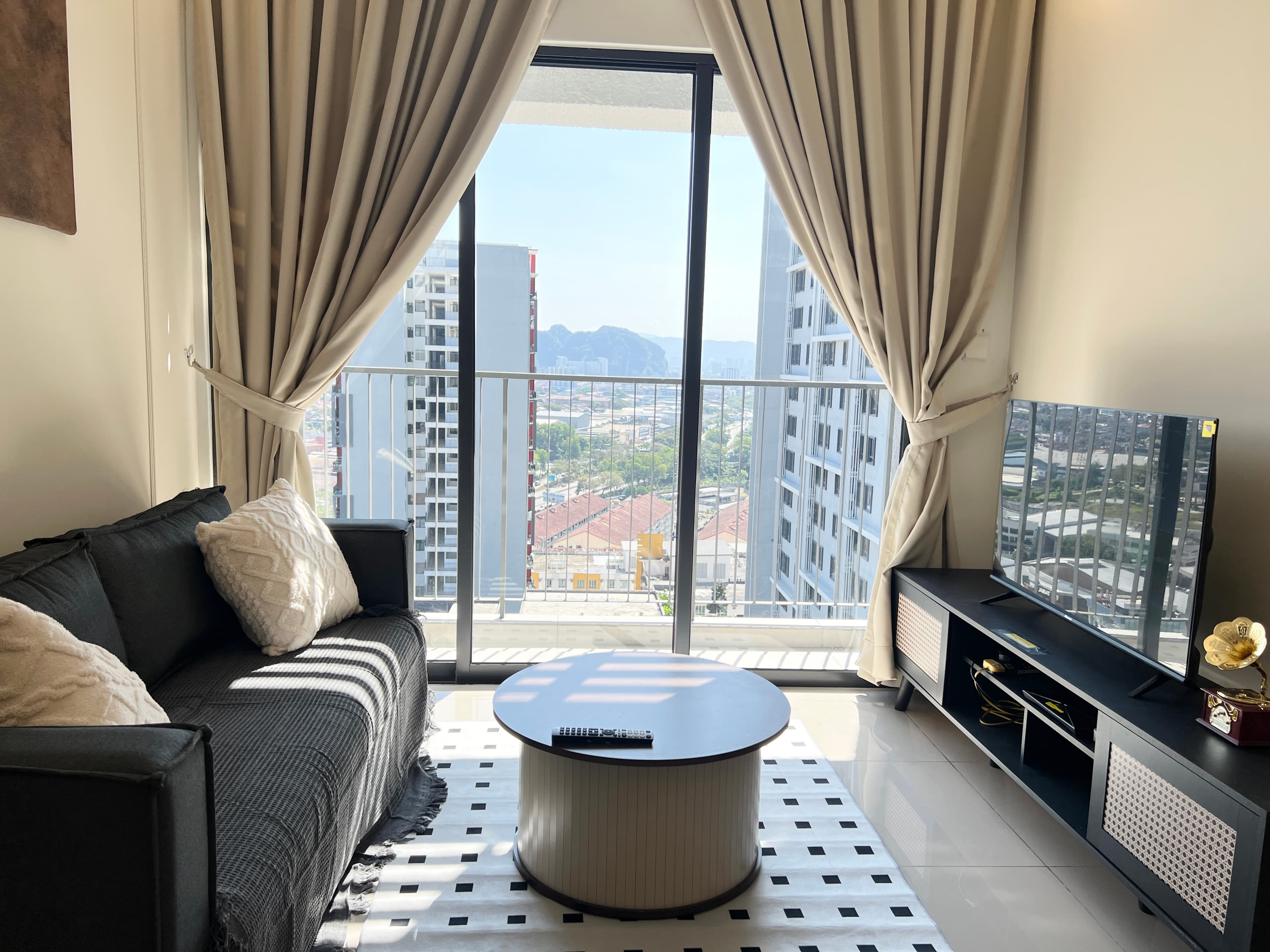 168 Park Selayang — Black Creamy — photo 3