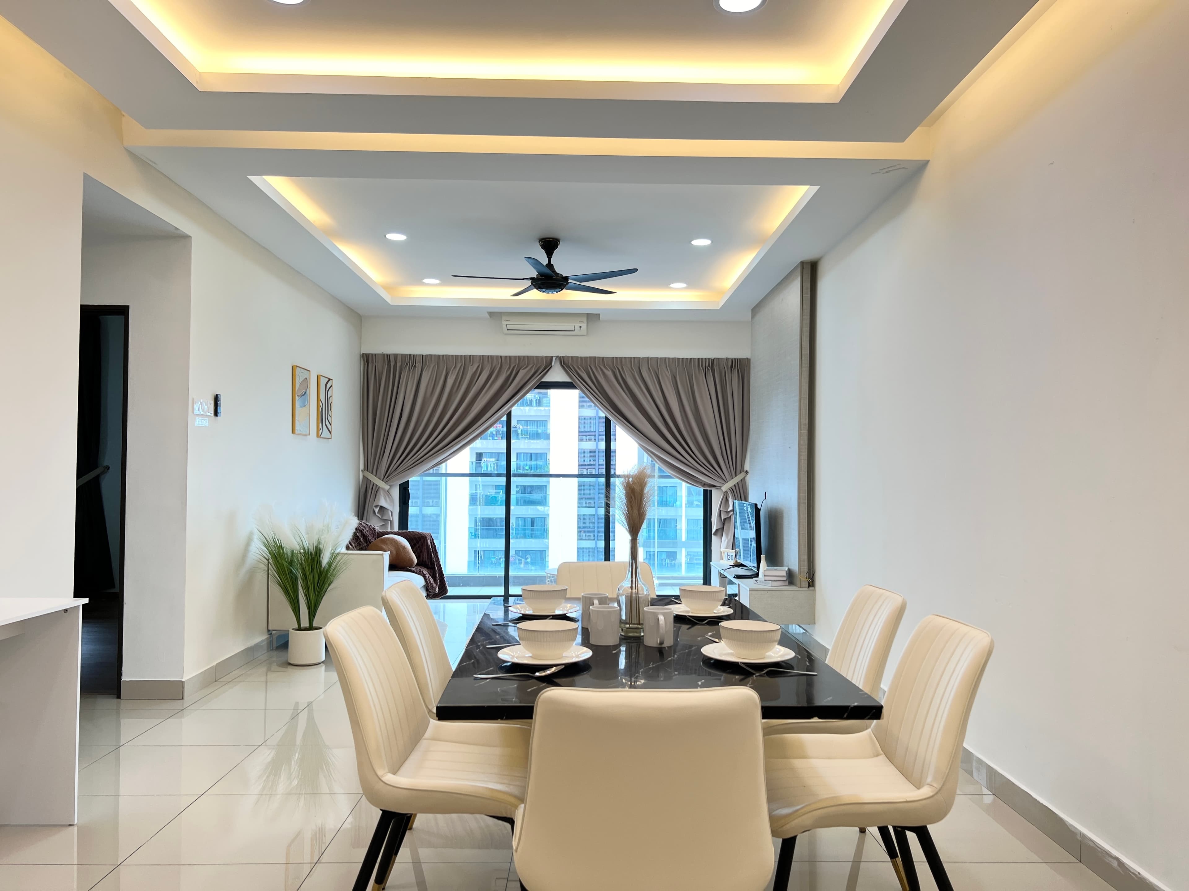 Landmark Residence — photo 14